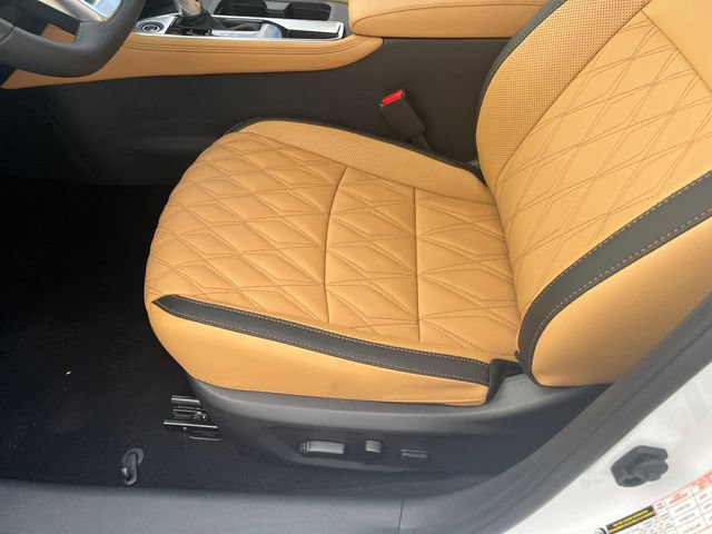 New 2025 Nissan Sentra SV w/ SV Premium Package FWD image 14