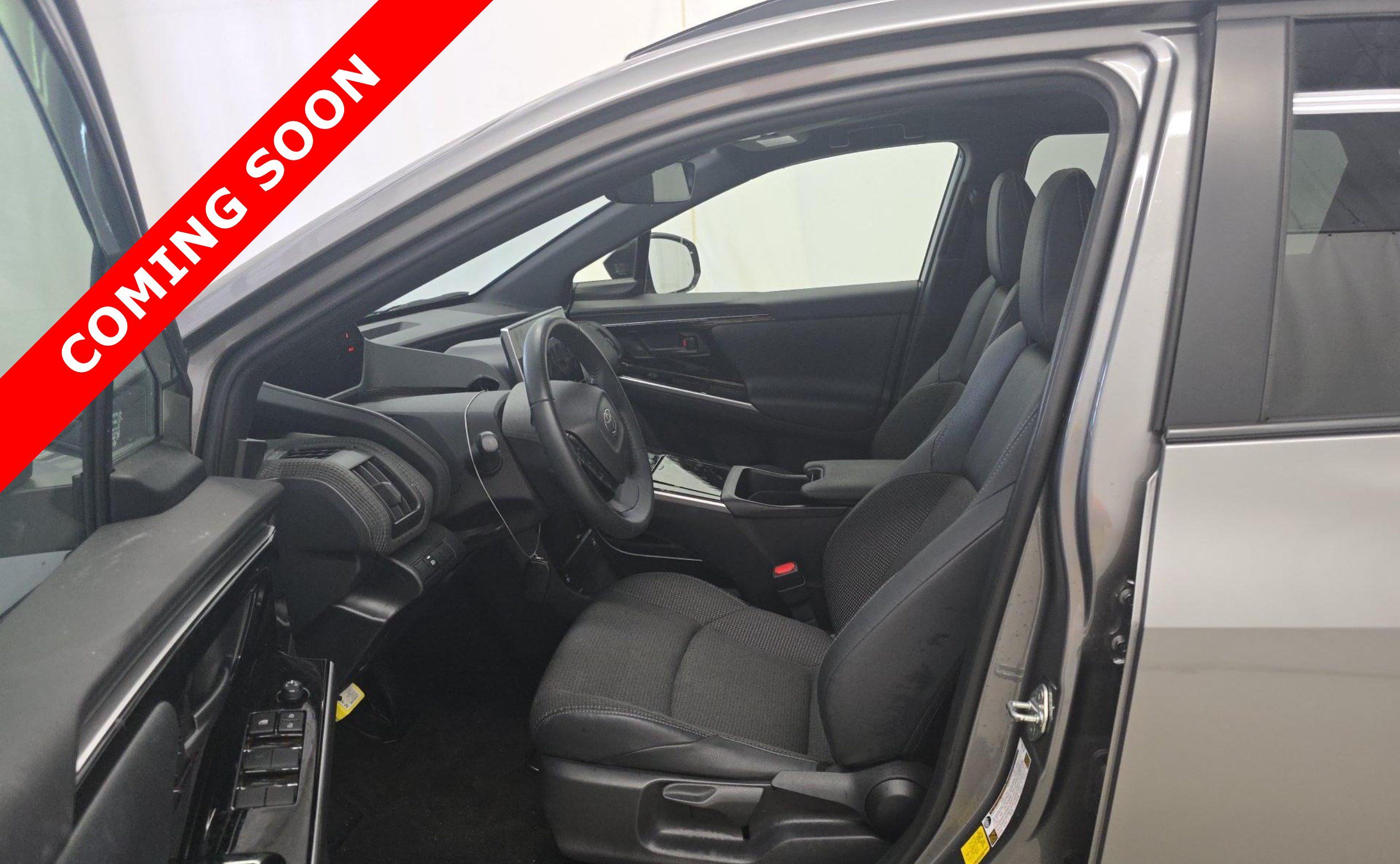 Used 2023 Toyota bZ4X AWD w/ Weather Package image 6