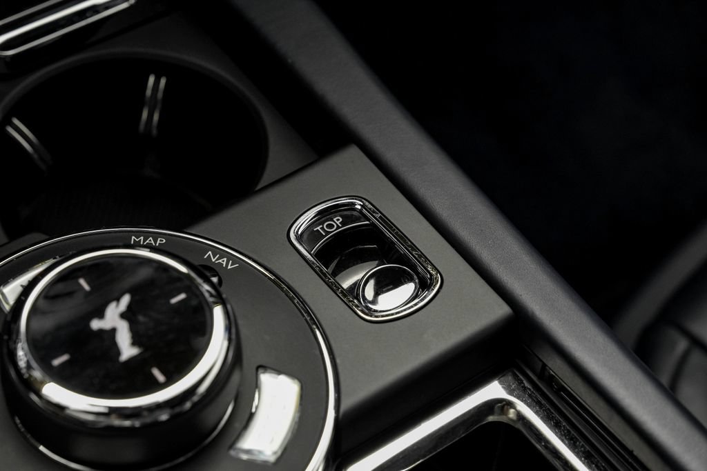 Used 2021 Rolls-Royce Dawn RWD image 25