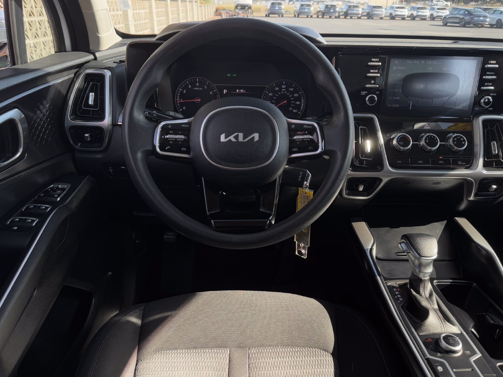 Used 2022 Kia Sorento LX AWD/4WD image 15