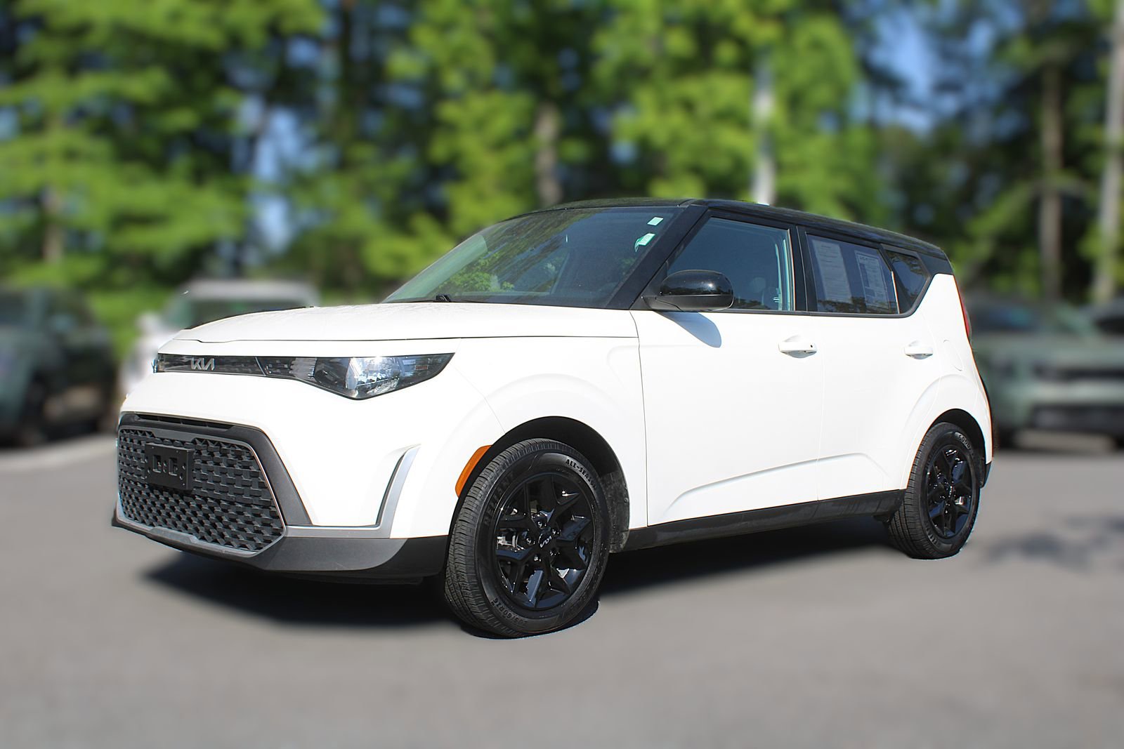 Certified 2023 Kia Soul S FWD image 3