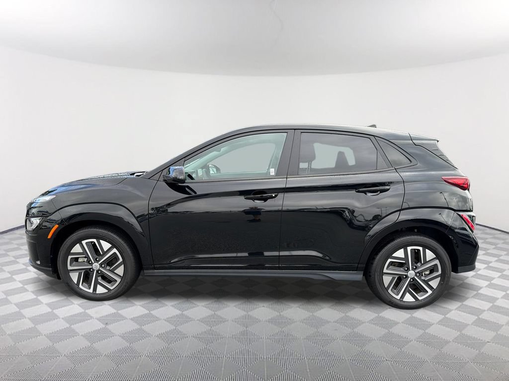 Used 2023 Hyundai Kona Limited FWD image 8