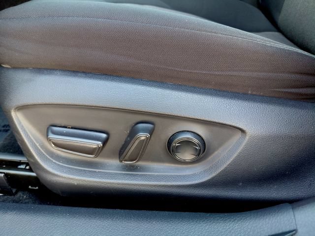 Used 2022 Toyota Camry LE FWD image 18