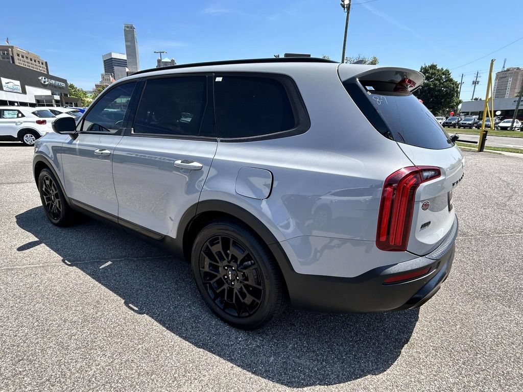 Used 2022 Kia Telluride EX w/ EX Premium Package AWD/4WD image 4