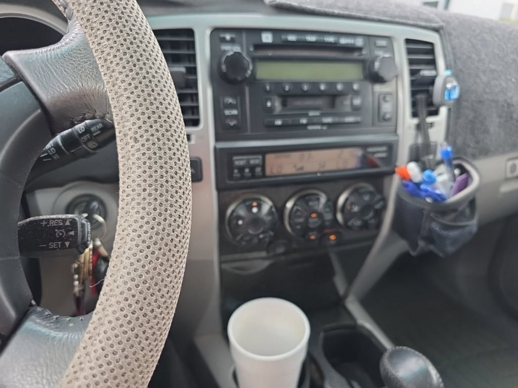 Used 2005 Toyota 4Runner Limited RWD image 7