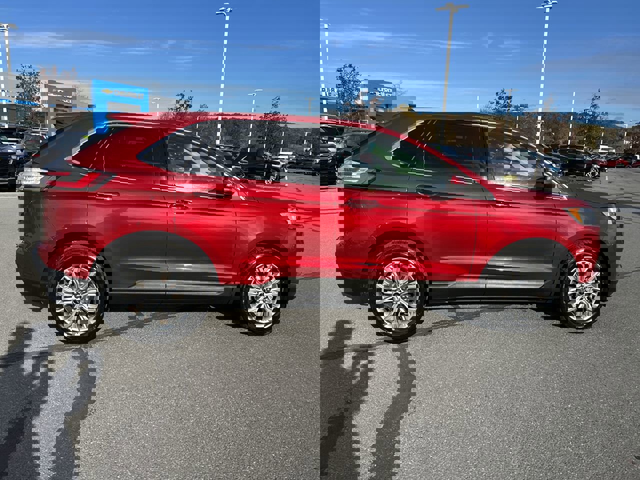 Used 2024 Ford Edge Titanium image 8