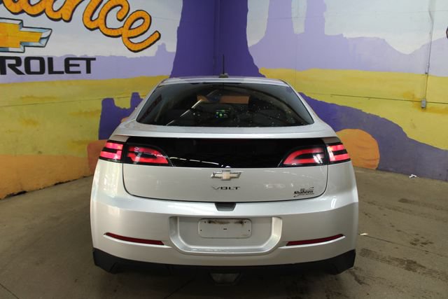 Used 2015 Chevrolet Volt FWD image 7