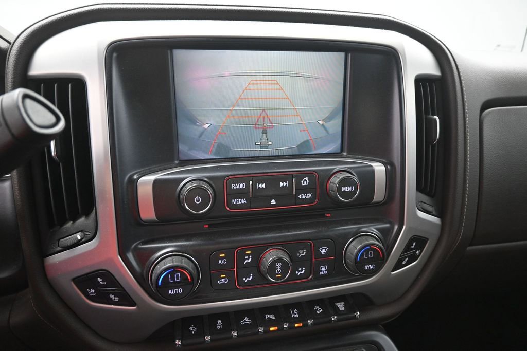 Used 2016 GMC Sierra 2500 SLT w/ Duramax Plus Package AWD/4WD image 9