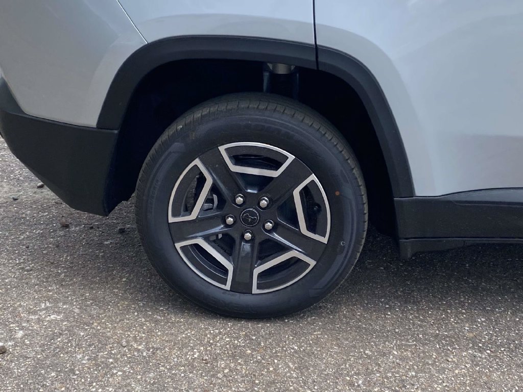 New 2026 Jeep Cherokee Limited AWD/4WD image 7