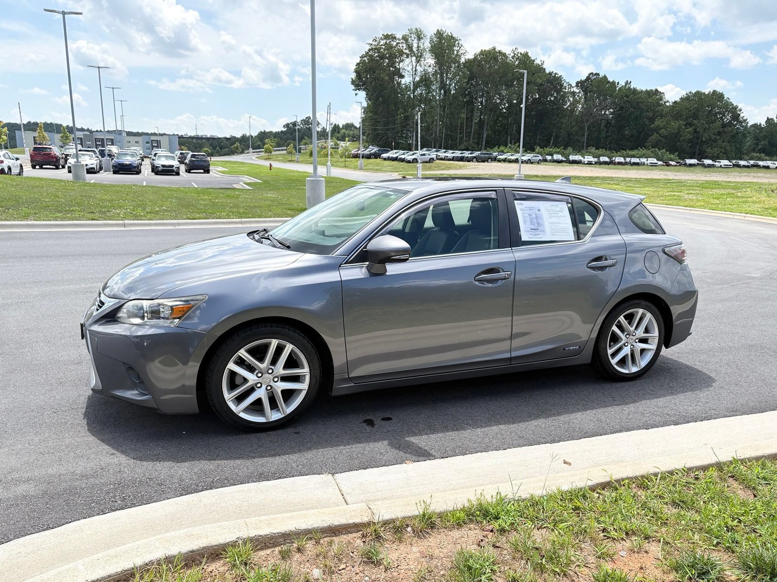 Used 2014 Lexus CT 200h FWD image 4