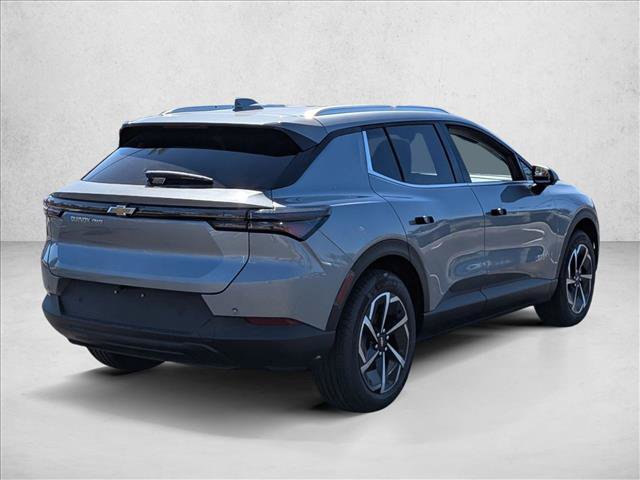 New 2026 Chevrolet Equinox EV LT AWD/4WD image 2