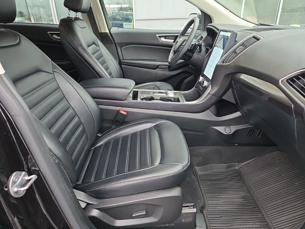 Used 2023 Ford Edge SEL w/ Convenience Package image 39
