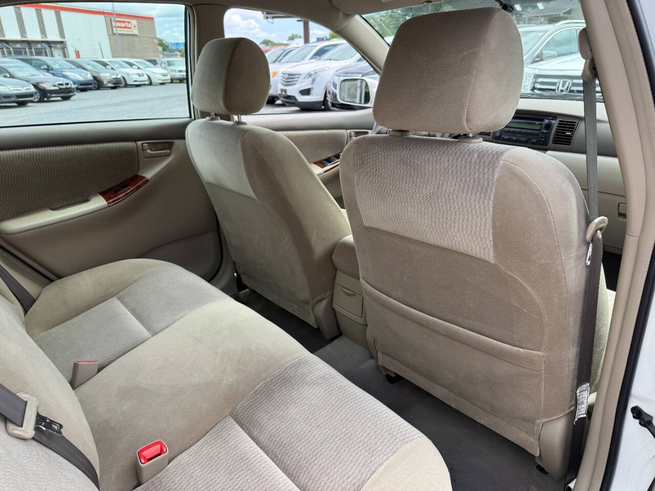 Used 2005 Toyota Corolla LE FWD image 26