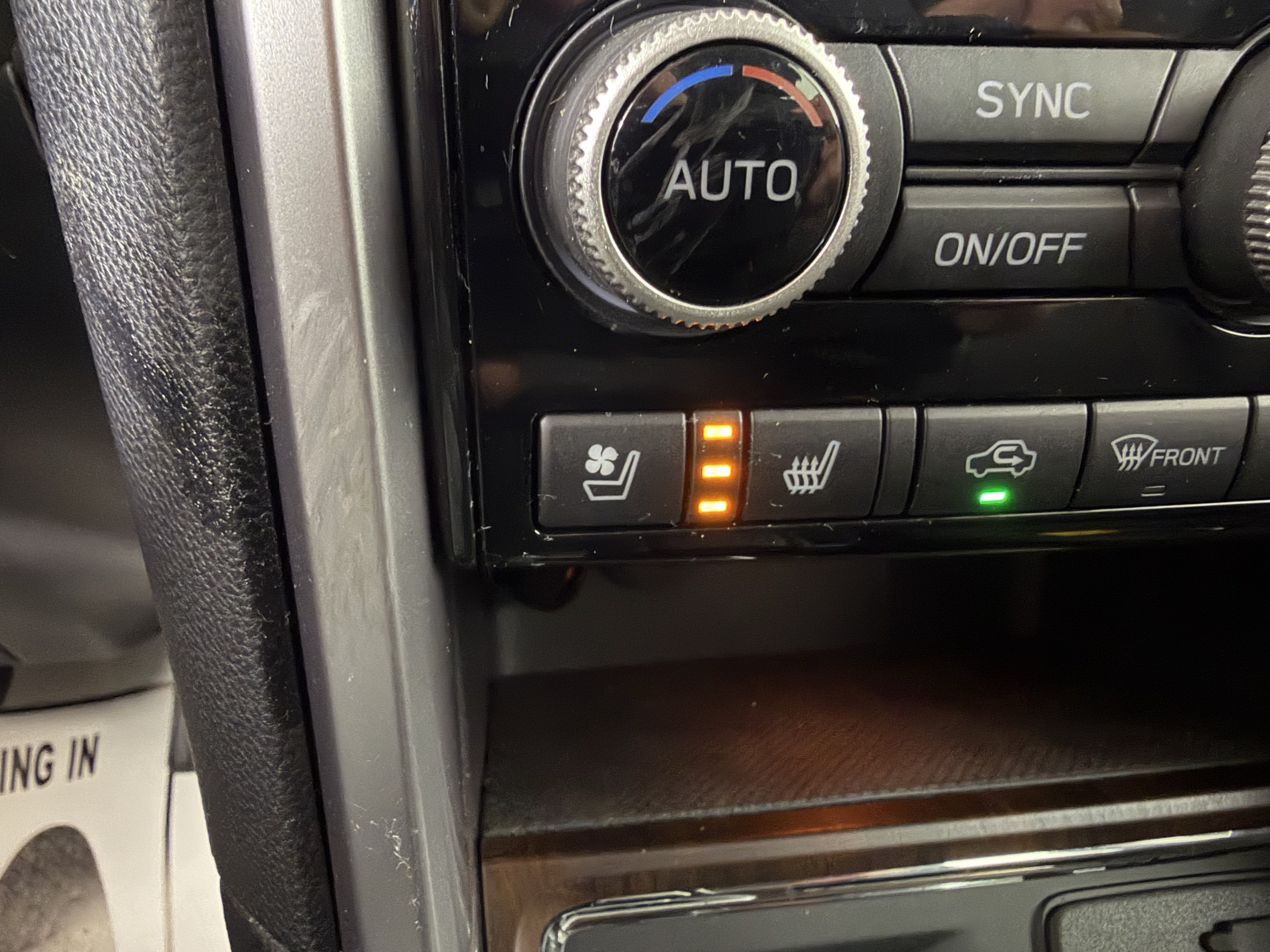 Used 2022 Subaru Ascent Touring AWD/4WD image 27