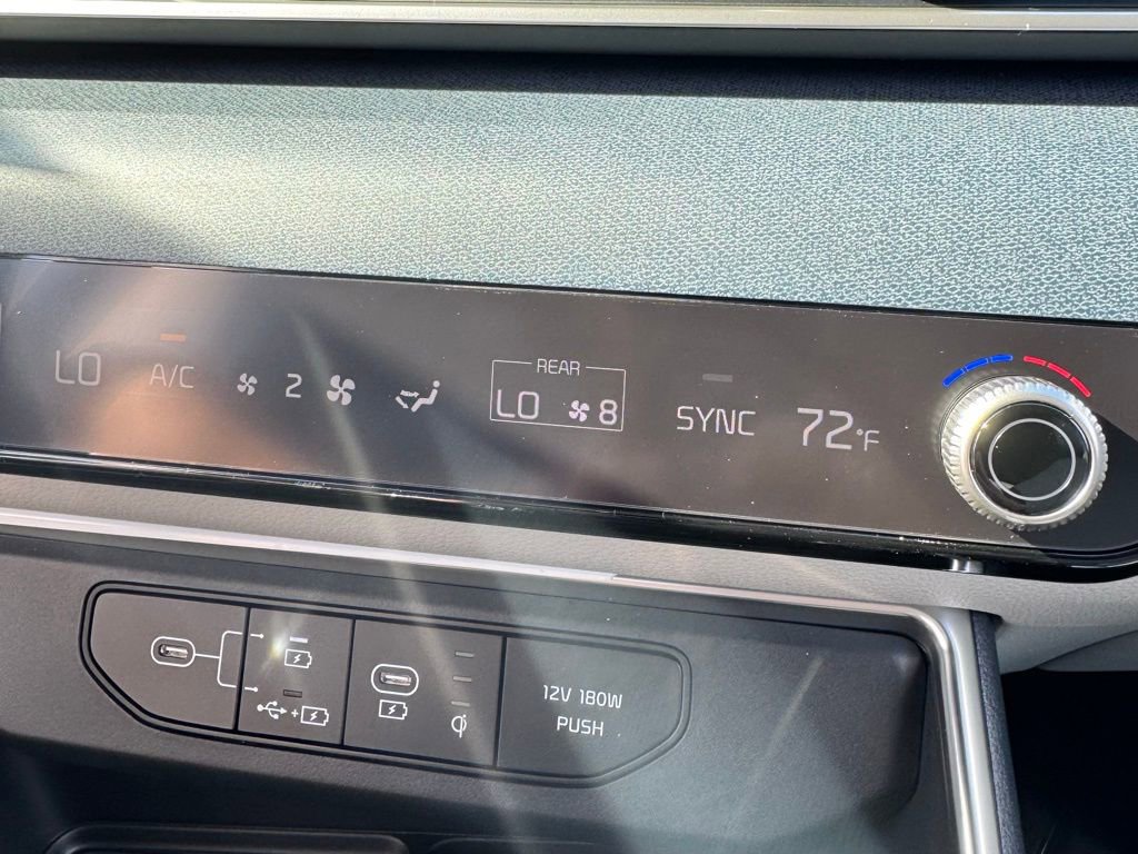 New 2026 Kia Carnival EX image 27