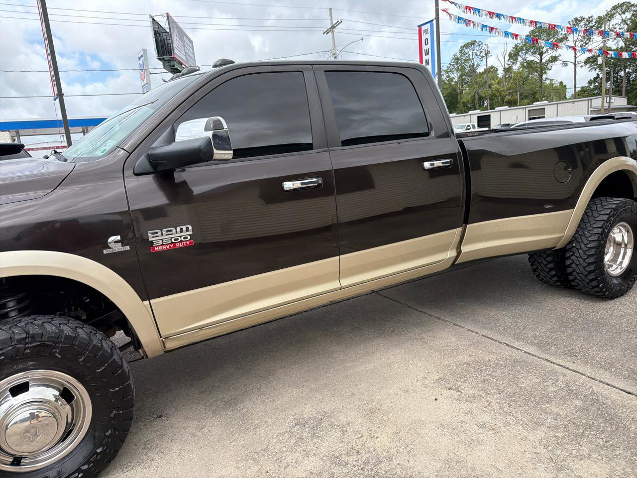 Used 2011 RAM 3500 Laramie w/ Protection Group AWD/4WD image 6