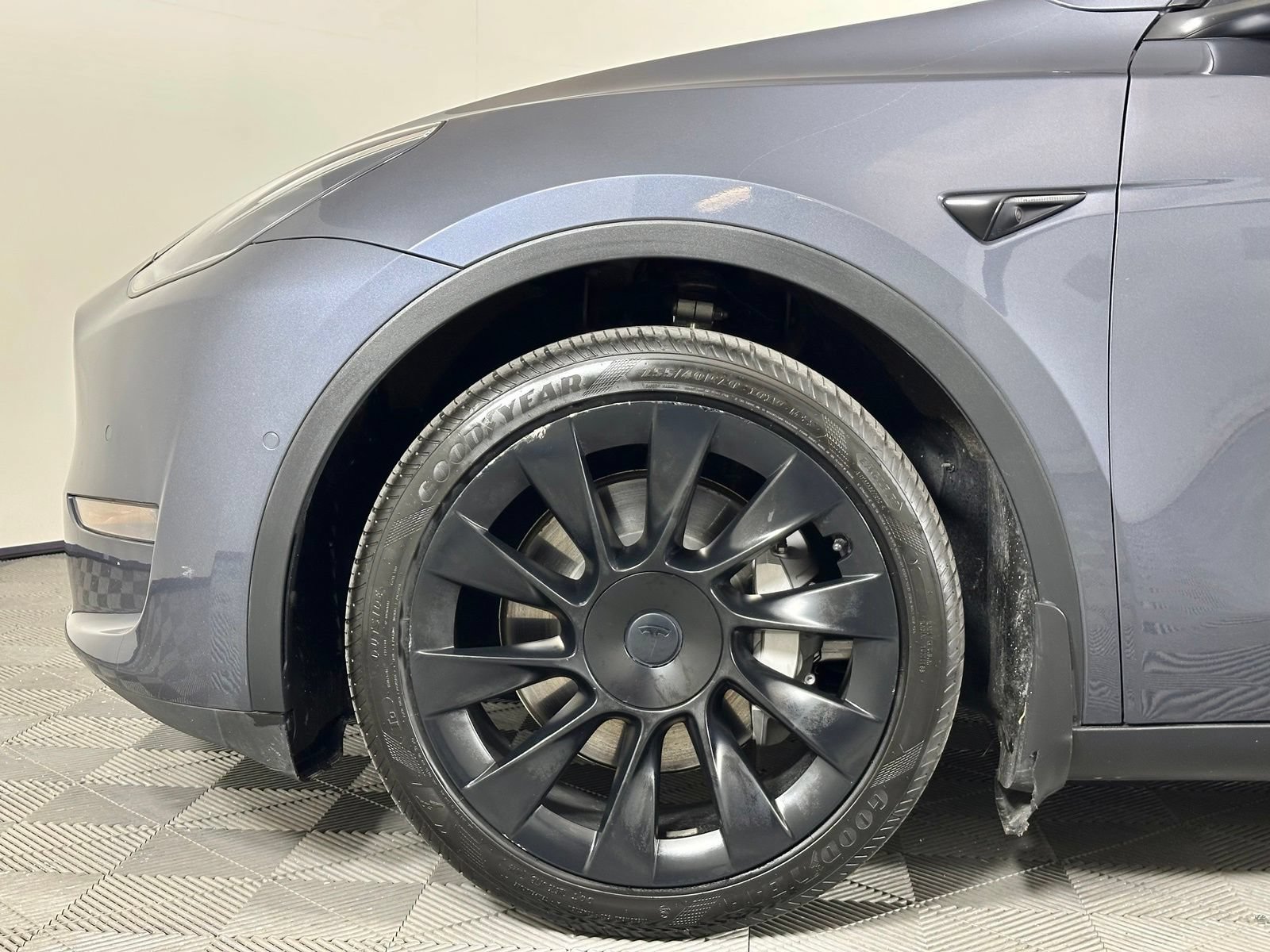 Used 2022 Tesla Model Y Long Range AWD/4WD image 8
