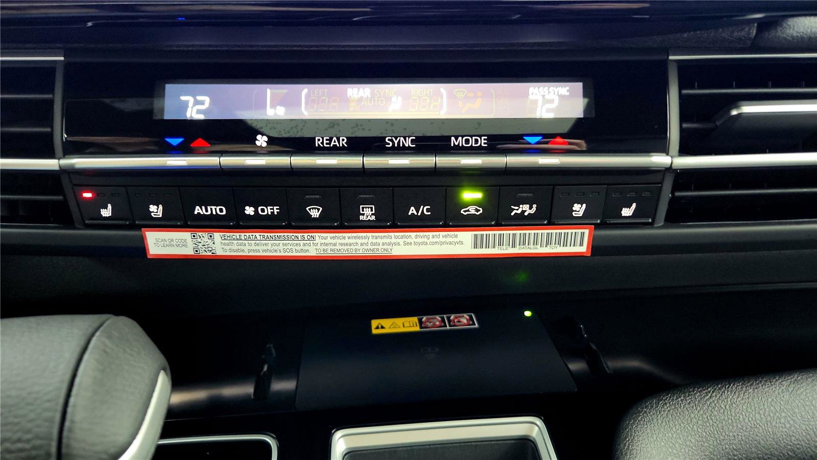 Used 2026 Toyota Sienna Platinum image 33