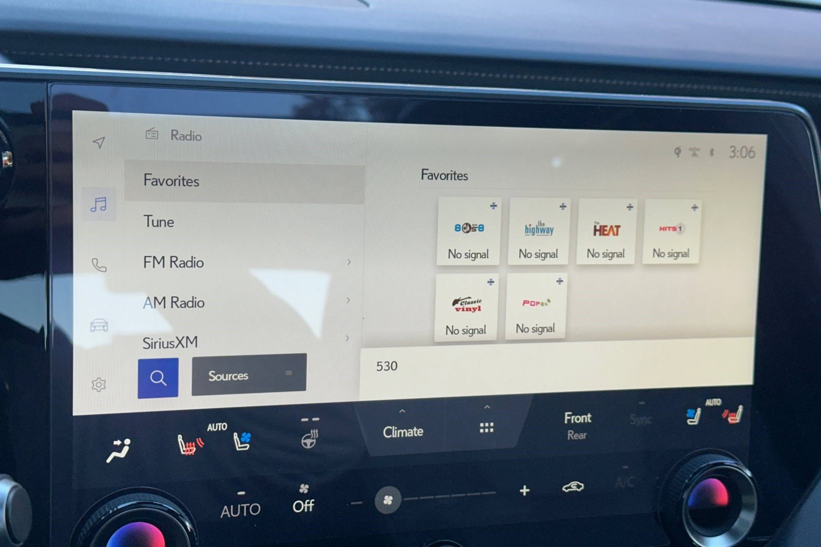 Certified 2024 Lexus RX 450h AWD w/ Luxury Package image 25