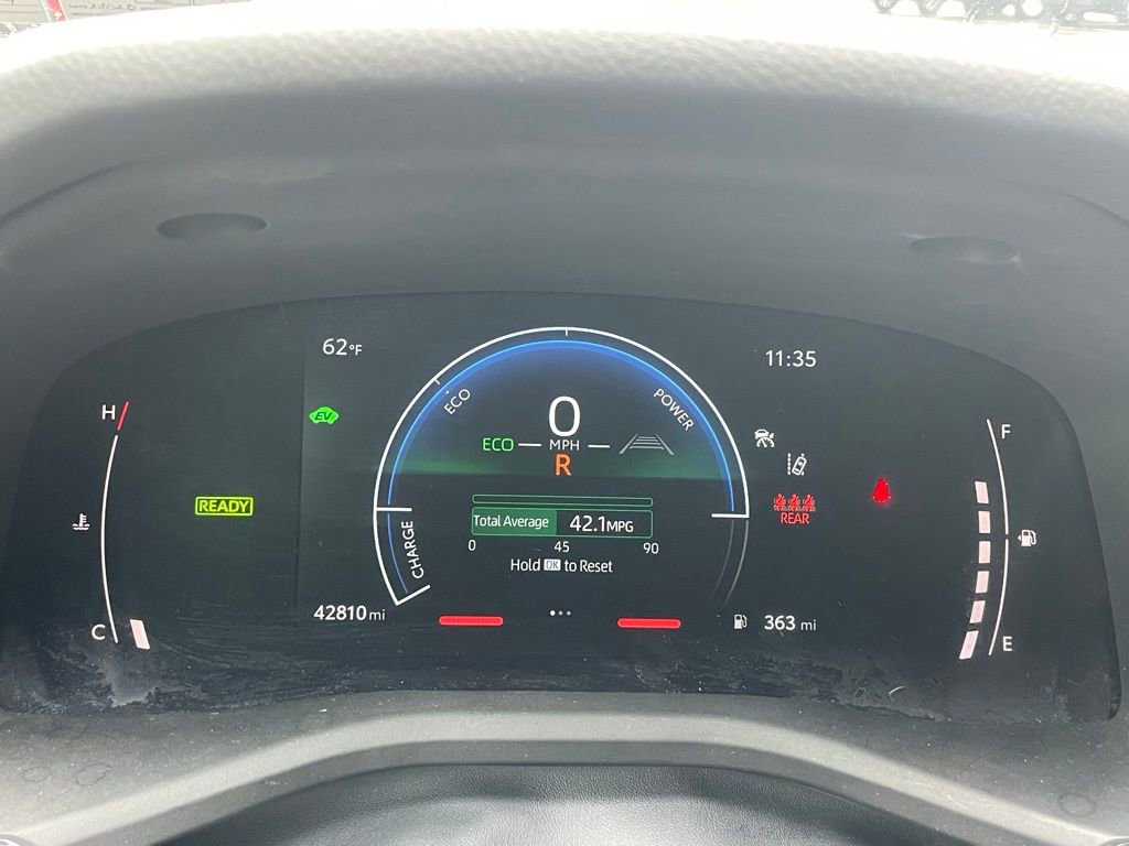 Used 2025 Toyota Camry LE FWD image 34