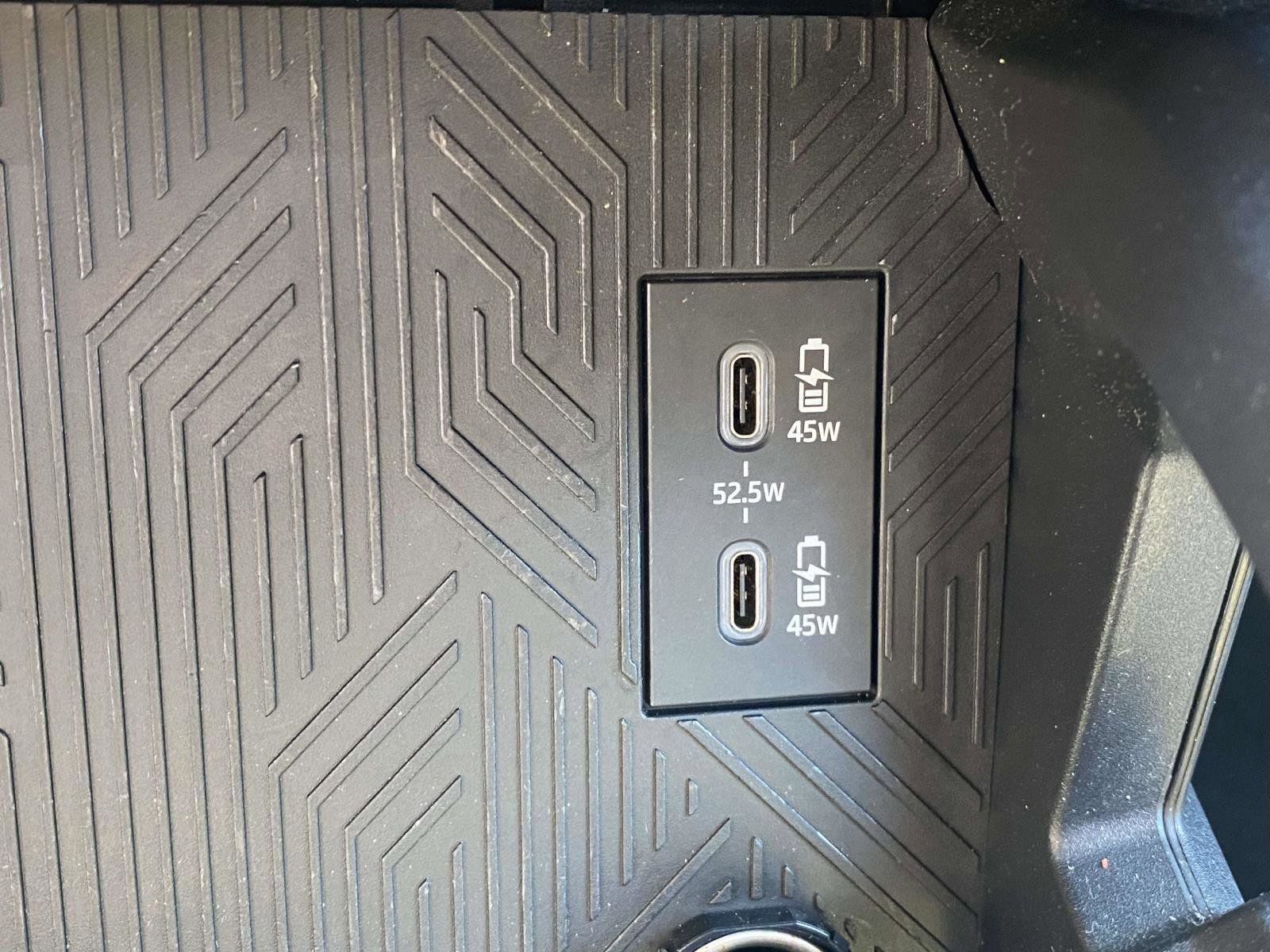 Used 2024 Toyota Tacoma SR image 8