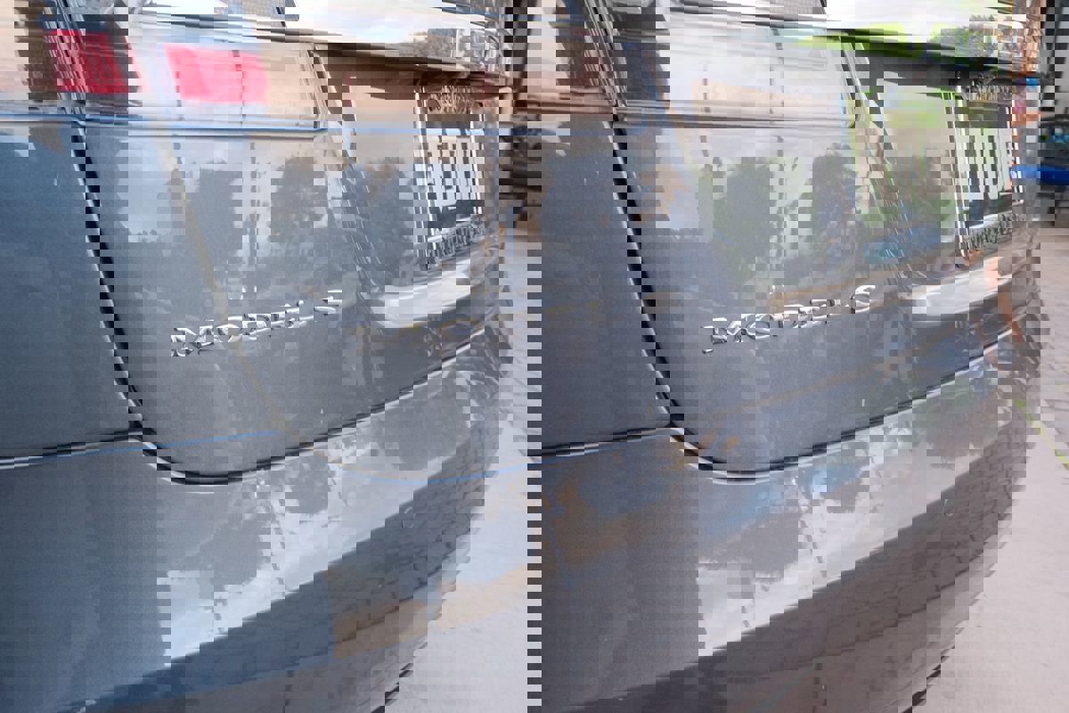 Used 2017 Tesla Model S 100D image 44