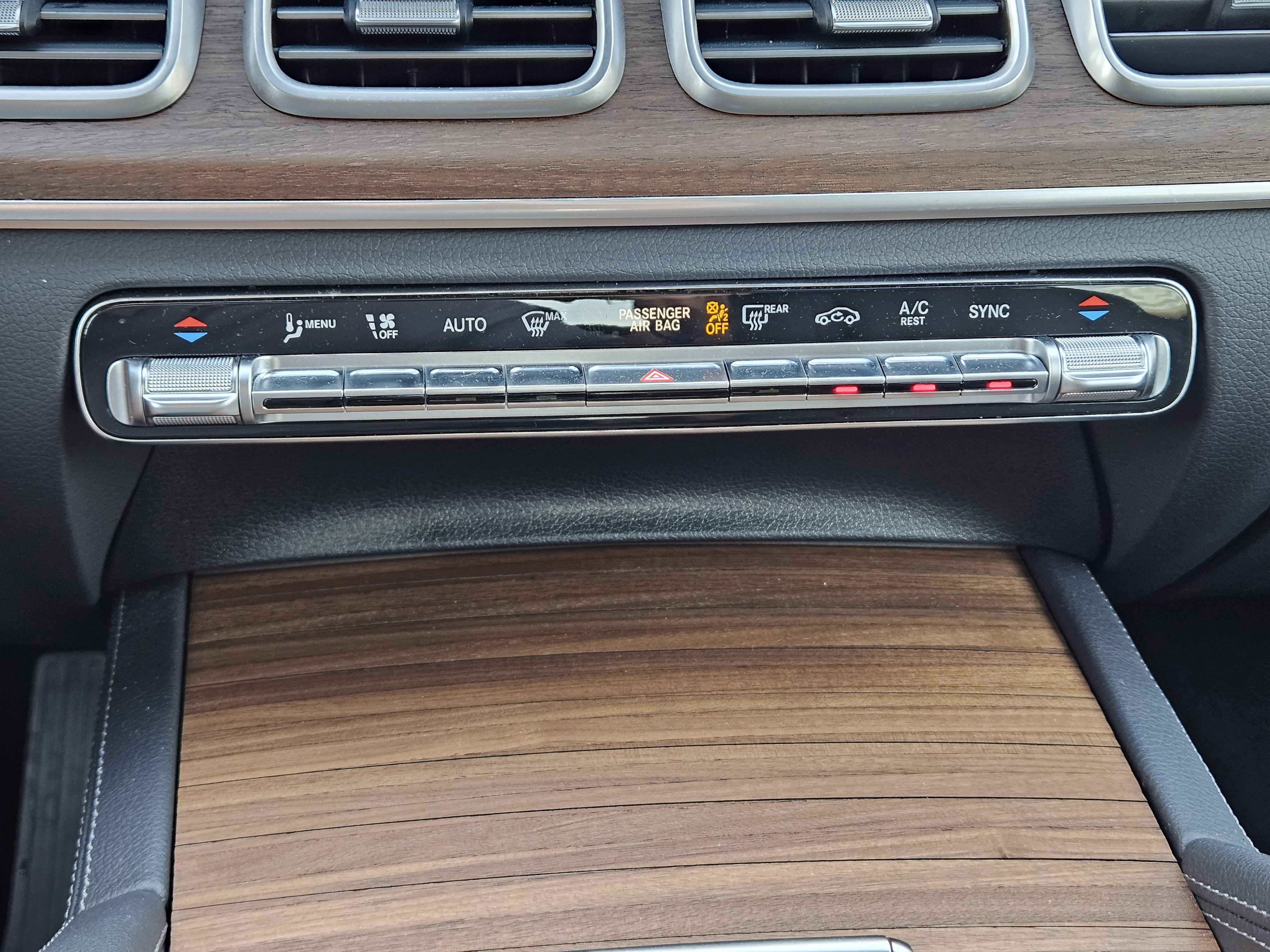 Certified 2025 Mercedes-Benz GLE 350 4MATIC image 19