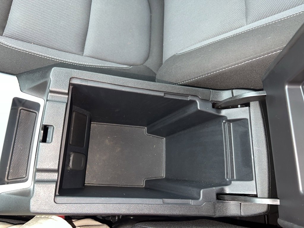 Used 2024 Chevrolet Blazer LT w/ Midnight/Sport Edition image 38