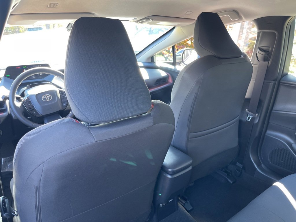 Used 2024 Toyota Prius Prime Premium image 17