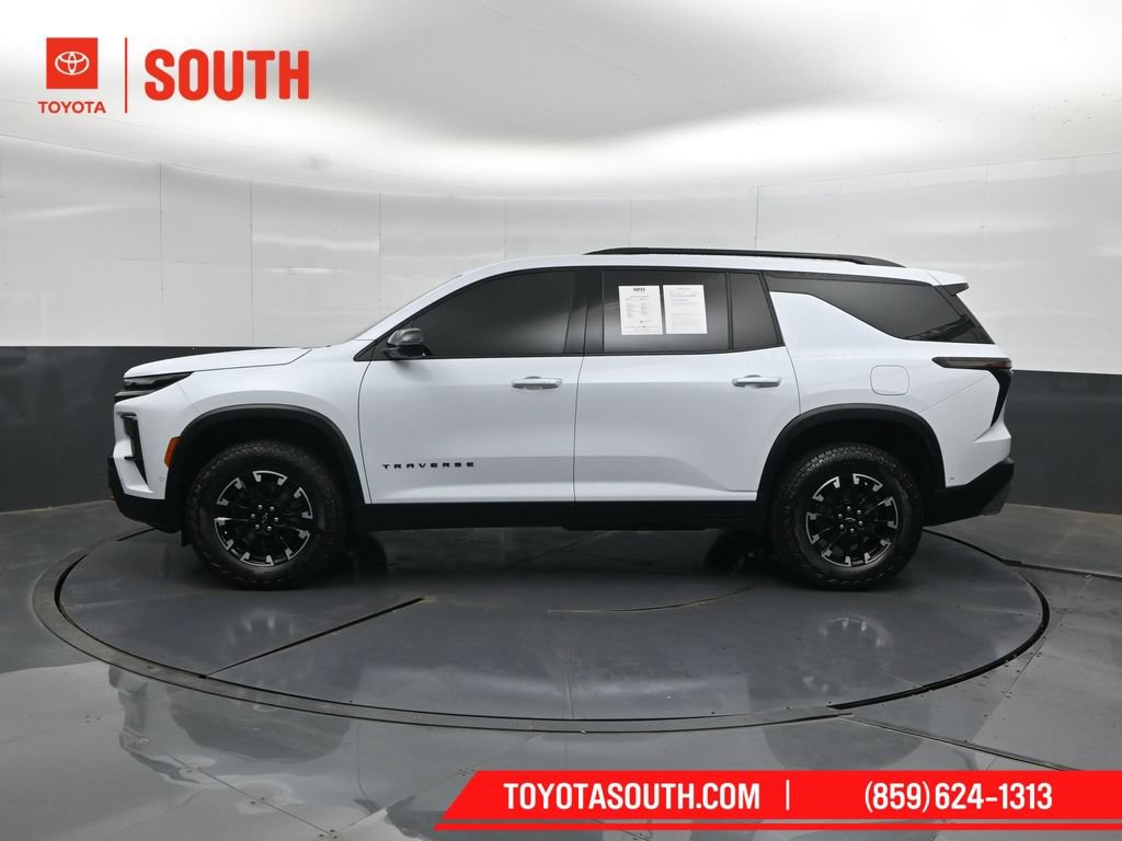 Used 2026 Chevrolet Traverse Z71 w/ Enhanced Driving Package AWD/4WD image 7