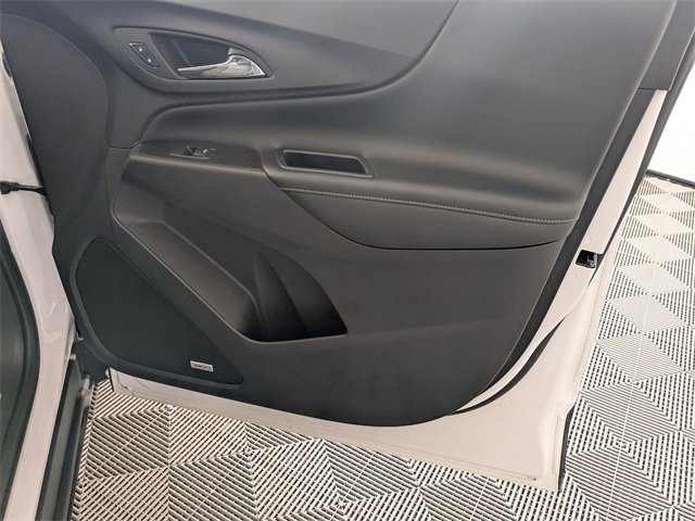 Used 2020 Chevrolet Equinox Premier image 35