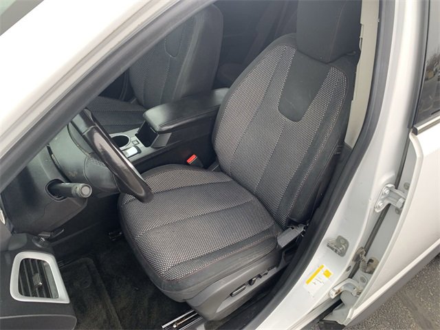 Used 2017 GMC Terrain SLE w/ Convenience Package image 17