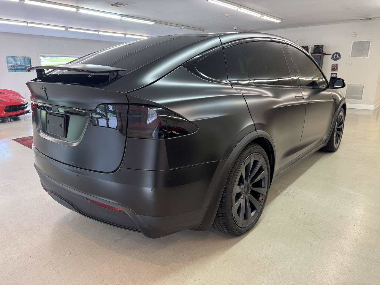 Used 2022 Tesla Model X AWD/4WD image 2