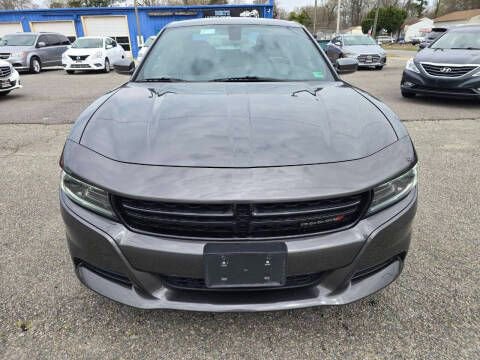 Used 2022 Dodge Charger SXT image 2