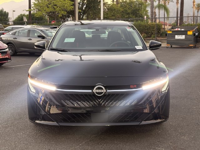 New 2027 Nissan Sentra SR w/ Floor Mat Package FWD image 2