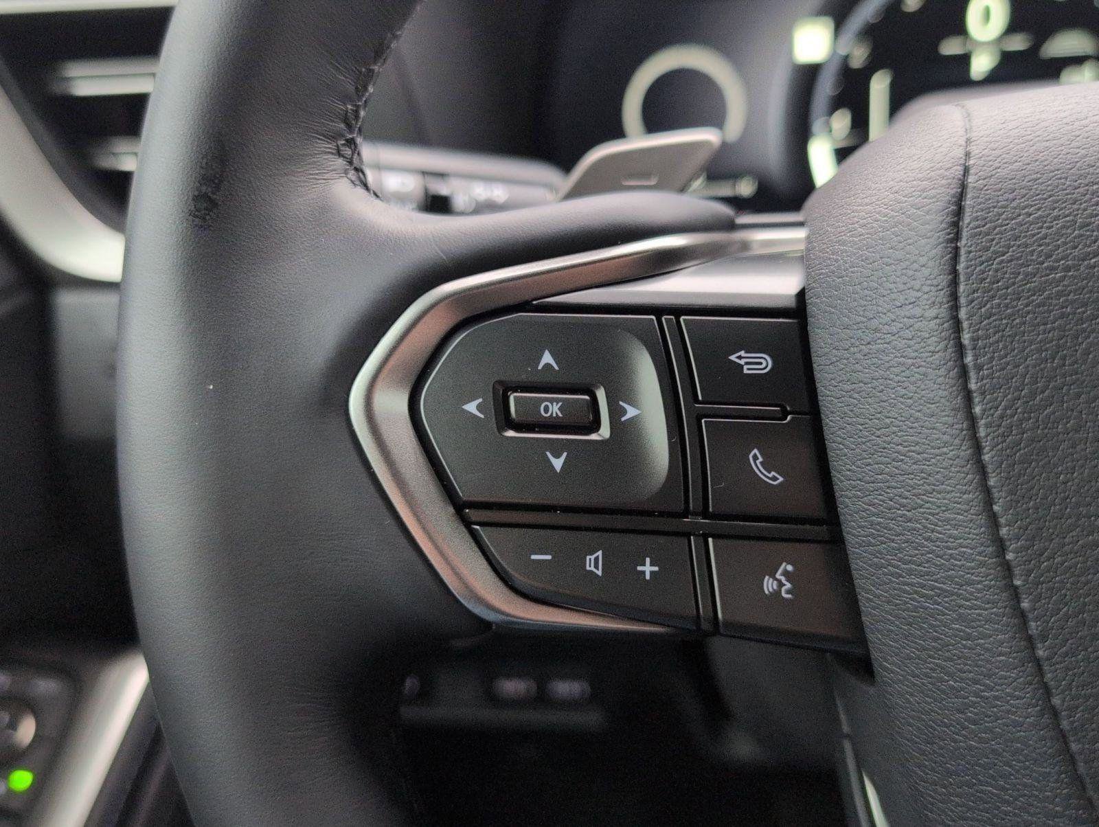 Certified 2025 Lexus GX 550 image 23