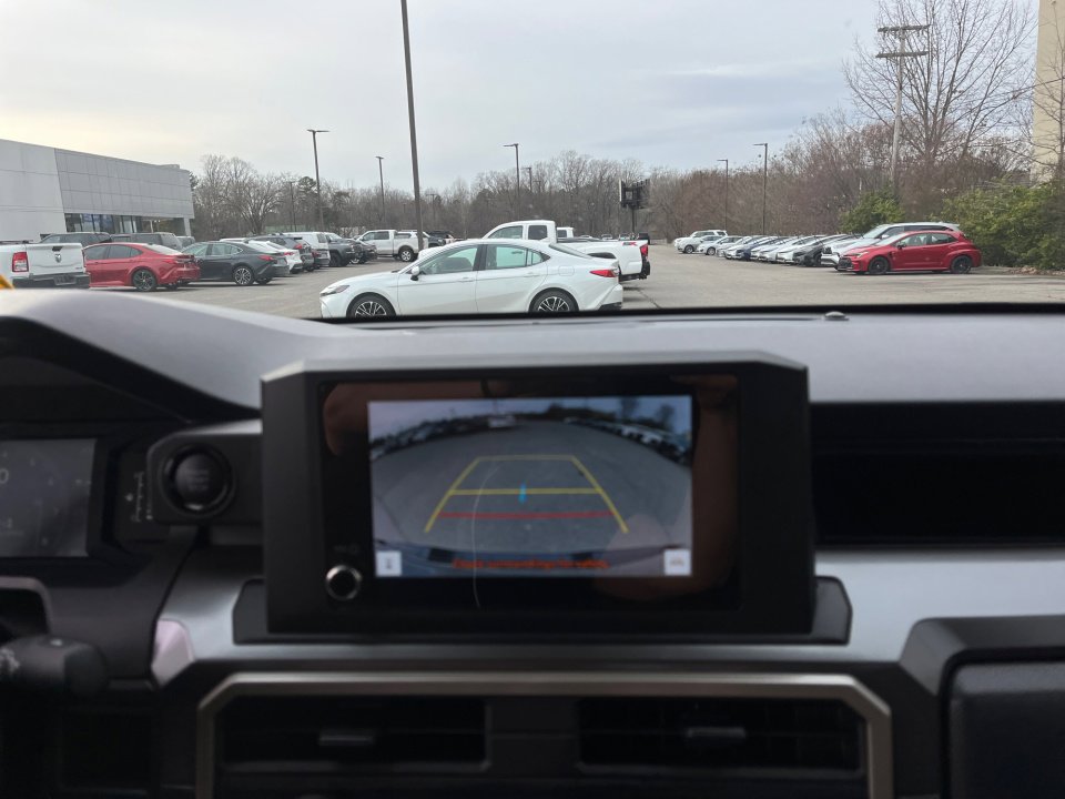 Certified 2025 Toyota Tacoma SR5 image 23