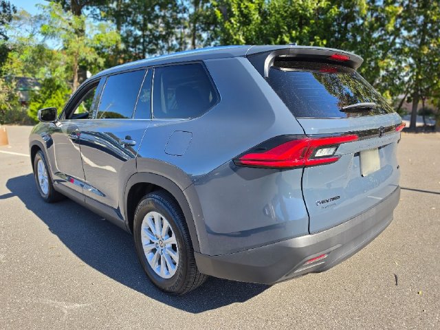 Used 2024 Toyota Grand Highlander AWD Hybrid image 5