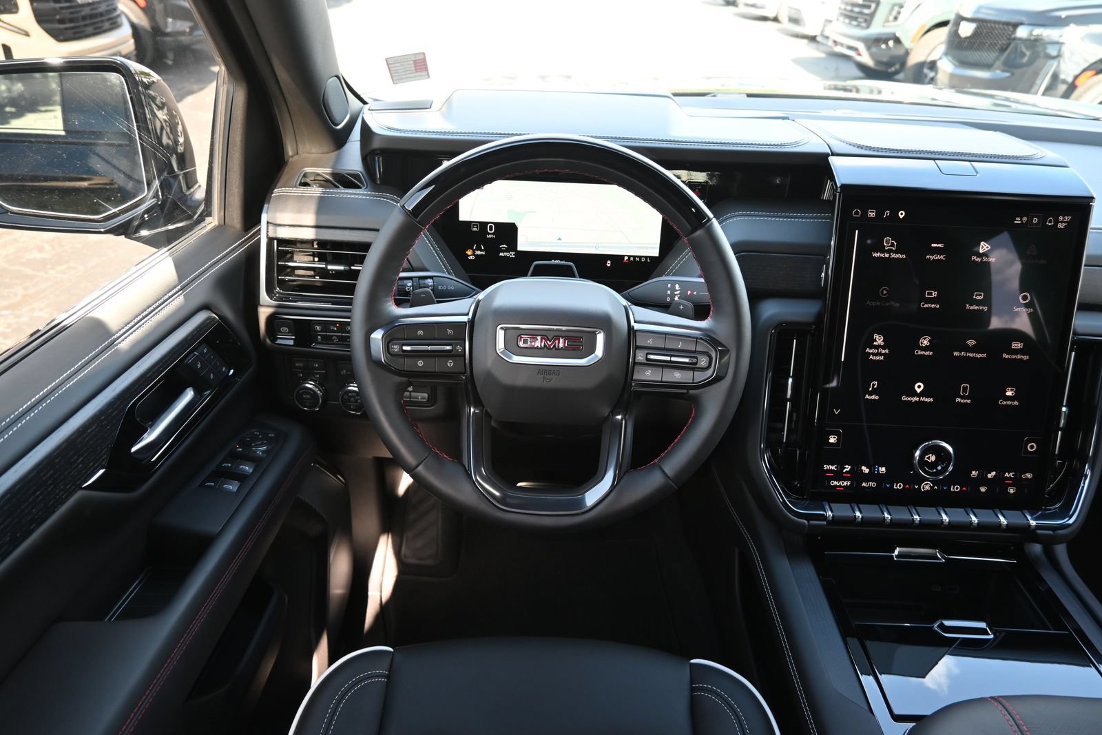 Used 2026 GMC Yukon XL AT4 Ultimate AWD/4WD image 9