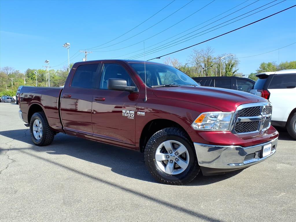 Used 2020 RAM 1500 Classic SLT image 2