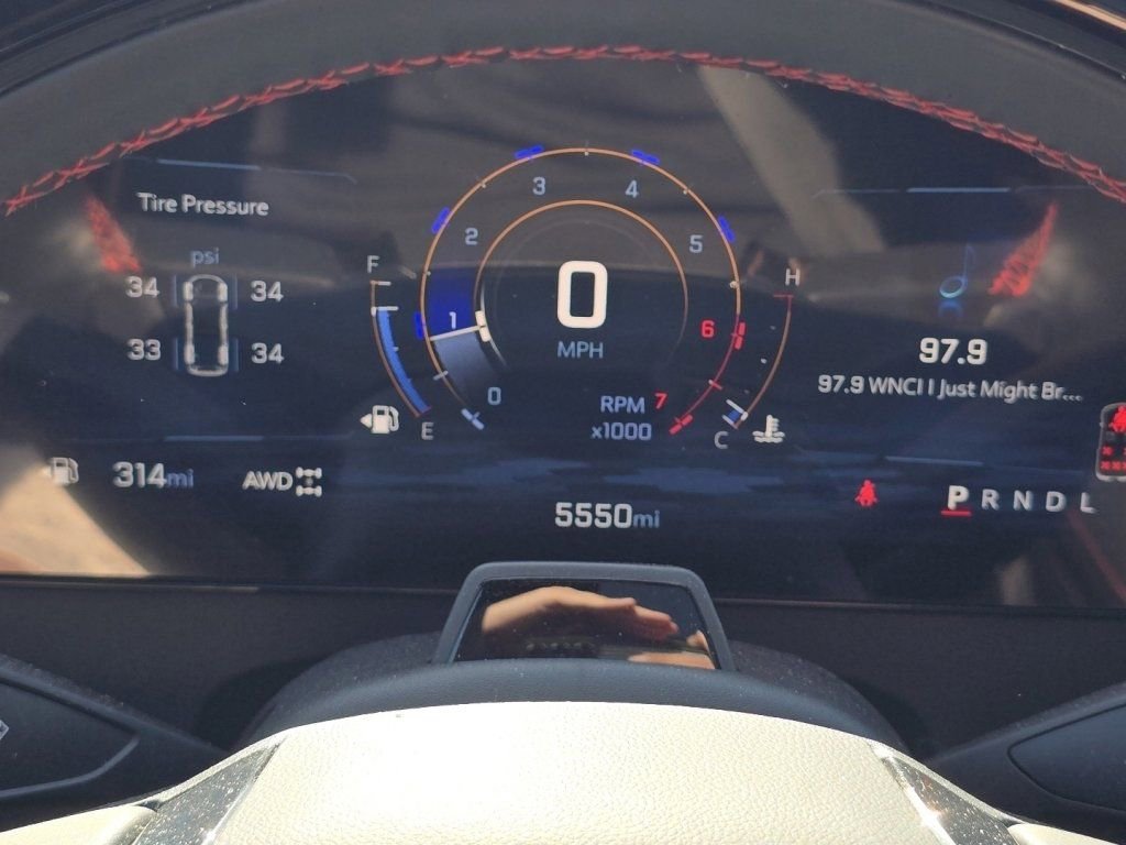 Used 2024 Chevrolet Traverse RS w/ LPO, Floor Liner Package AWD/4WD image 28