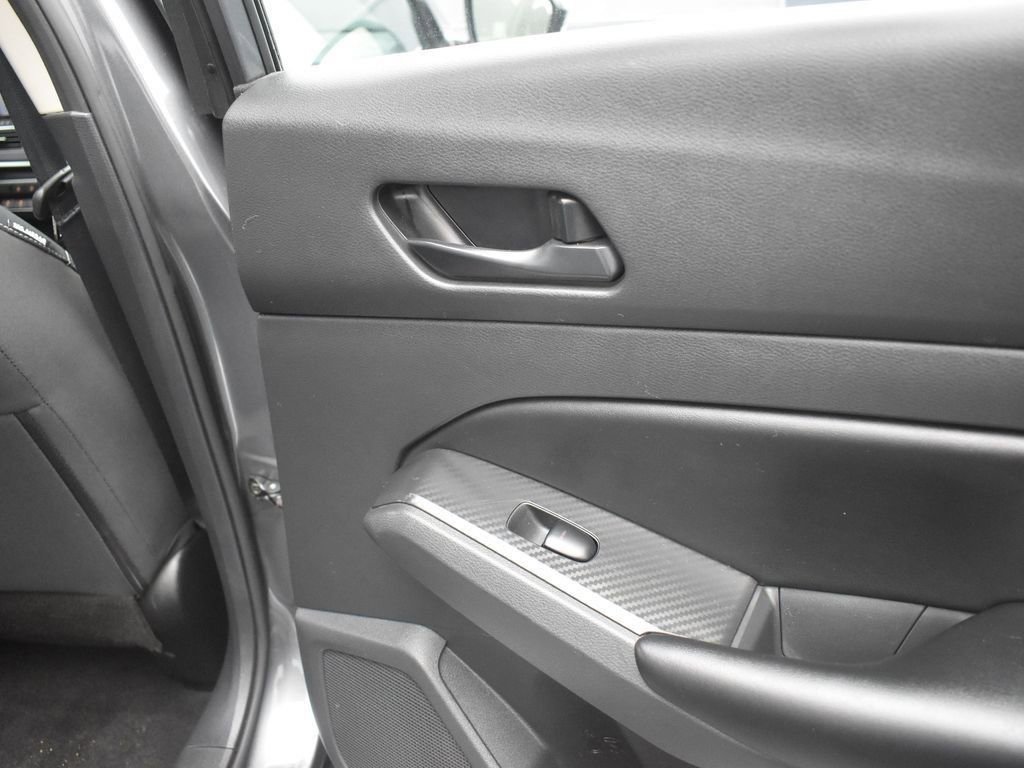 Used 2024 Nissan Altima 2.5 S image 19