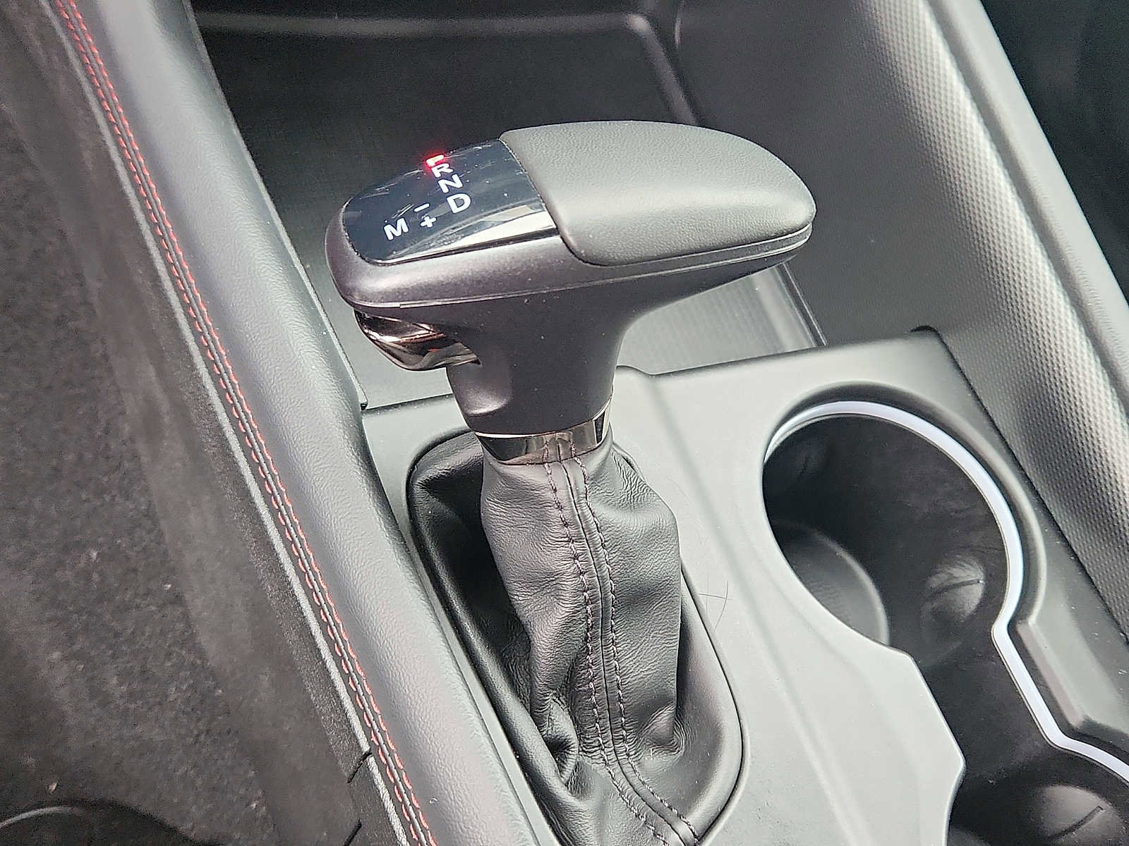 Certified 2025 Dodge Durango GT image 14