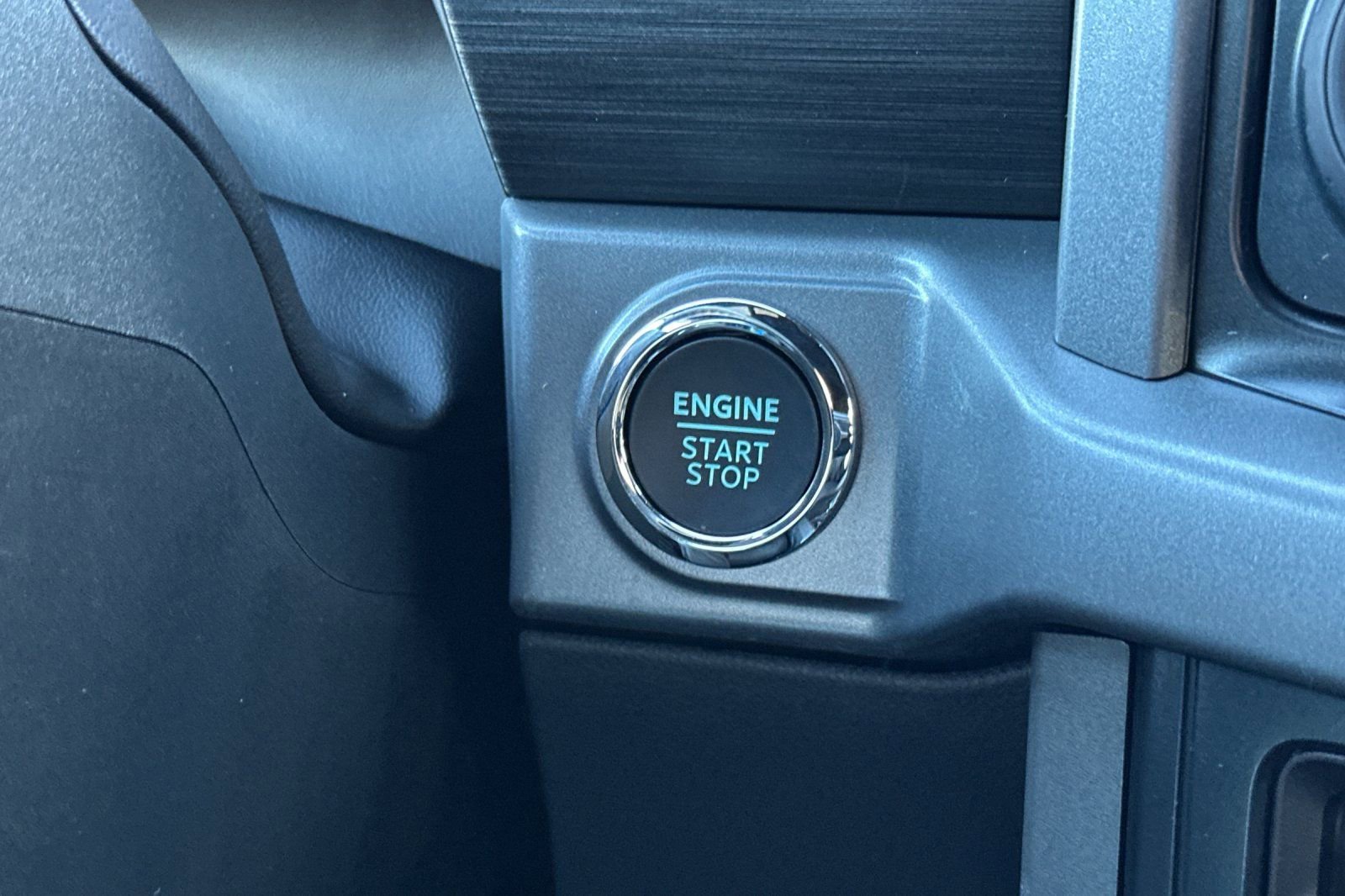 New 2026 Ford F150 XLT w/ Equipment Group 302A MID AWD/4WD image 21