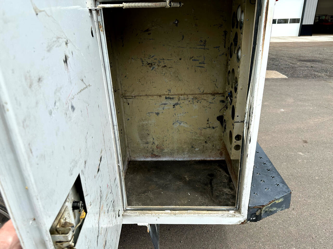 Used 2006 Ford F450 XLT image 12