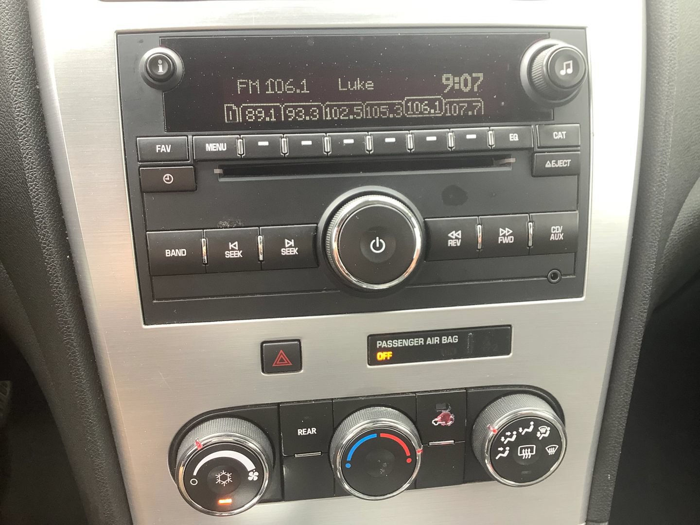 Used 2009 GMC Acadia SLE w/ Preferred Package FWD image 30