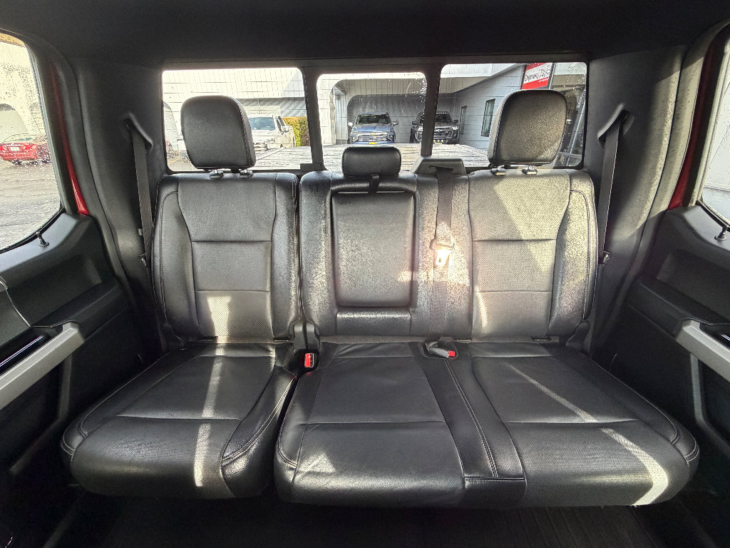 Used 2015 Ford F150 Lariat w/ Equipment Group 502A Luxury image 4