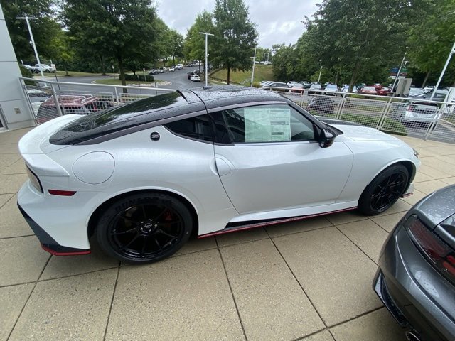 New 2024 Nissan Z NISMO w/ Floor Mat Package image 6