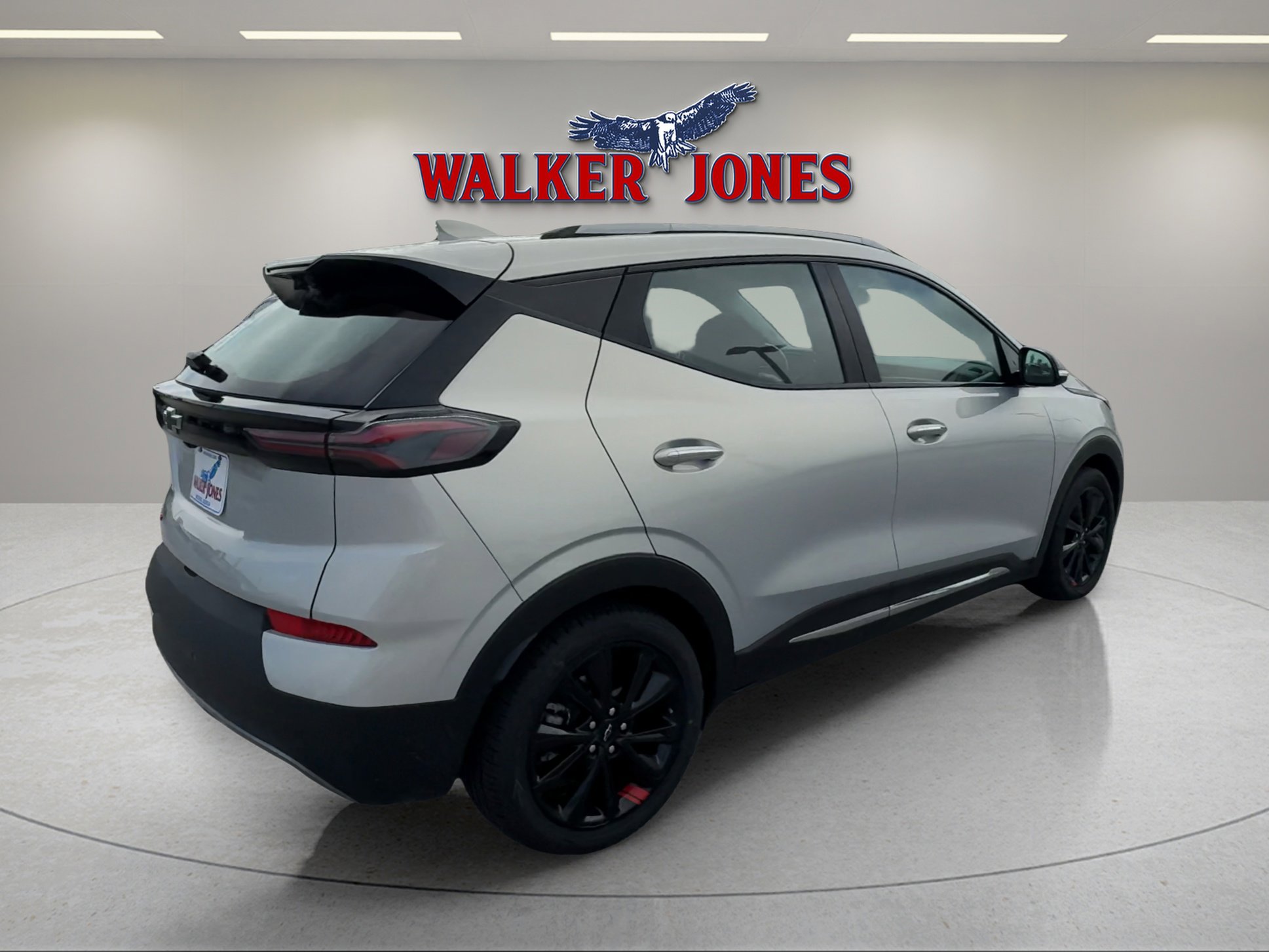 Used 2023 Chevrolet Bolt EUV Premier w/ Sun & Sound Package image 3