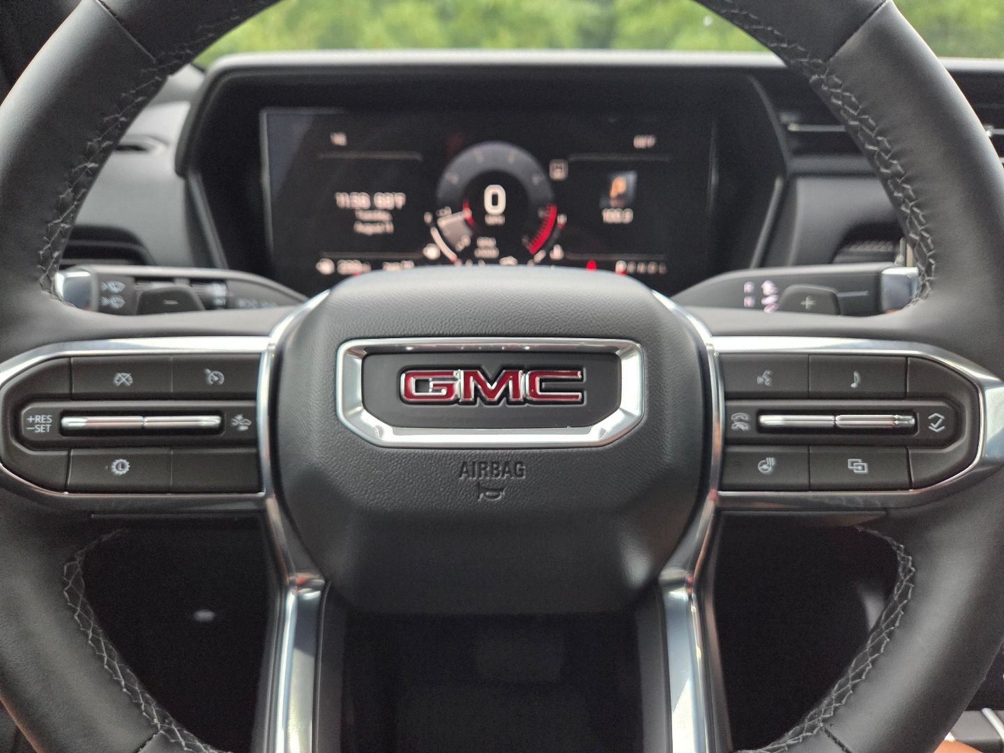 New 2026 GMC Terrain Elevation w/ Technology Package II AWD/4WD image 28